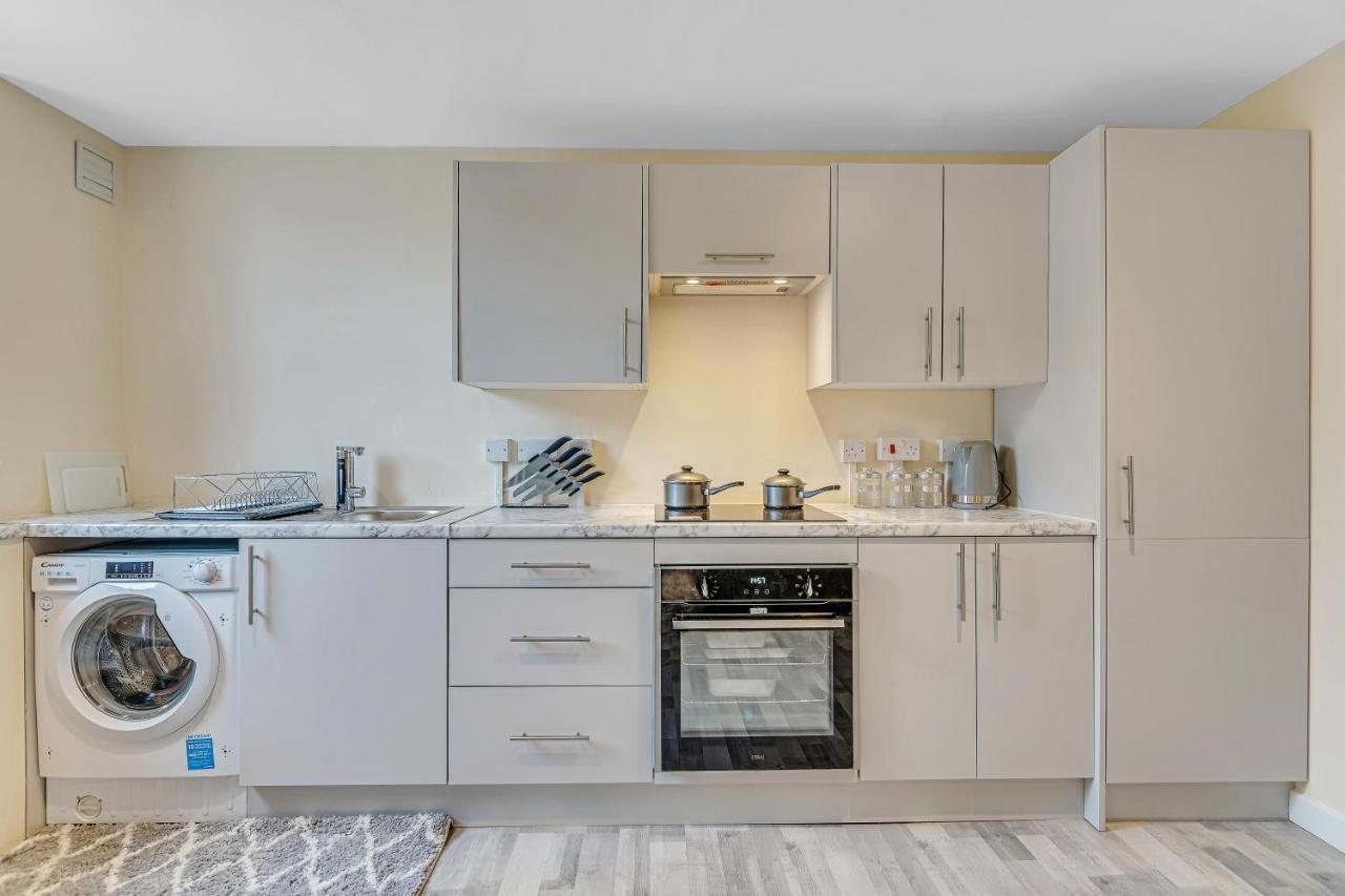 Suites By Rehoboth - Overcomers- Deptford Londen Buitenkant foto