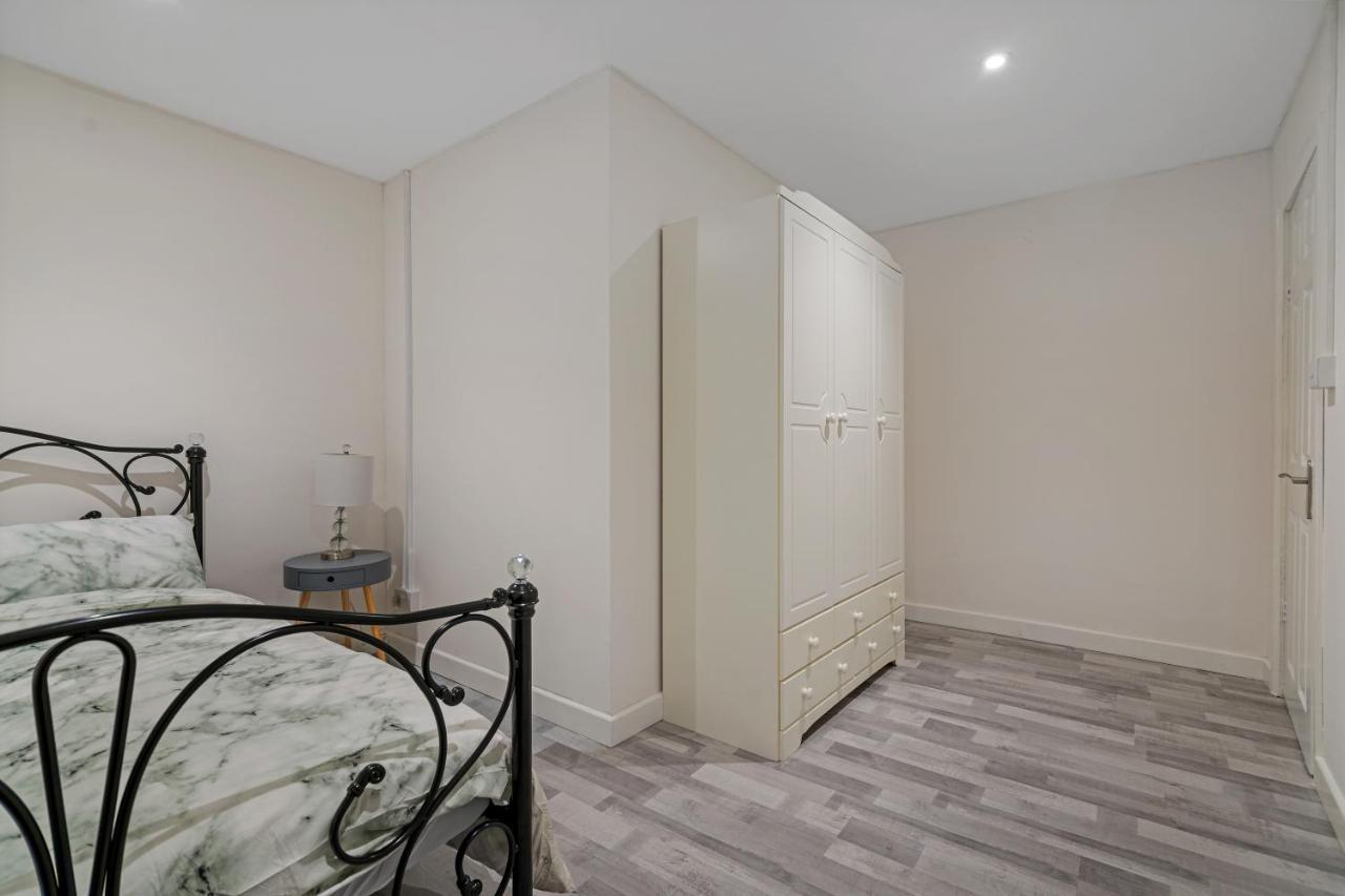 Suites By Rehoboth - Overcomers- Deptford Londen Buitenkant foto