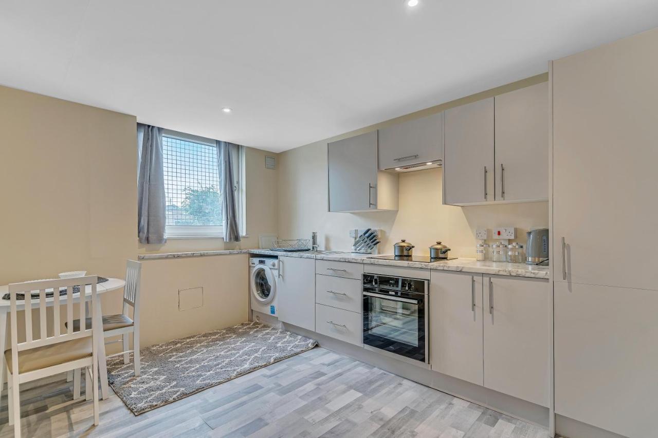 Suites By Rehoboth - Overcomers- Deptford Londen Buitenkant foto